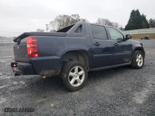 2008 Chevrolet Avalanche LS with VIN 3GNFK12328G138283, listed as a Copart auction lot 83543594 with 126,863 mi miles and Salvage Title. Bid and sale history available at carsss.com. Image 3.