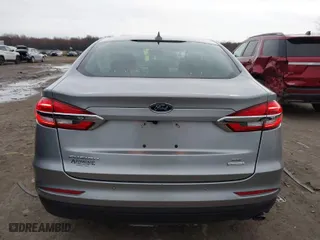 2020 Ford Fusion SE with VIN 3FA6P0HD6LR263357, listed as a IAAI auction lot 41933119 with 30,645 mi miles. Bid and sale history available at carsss.com. Image 16.
