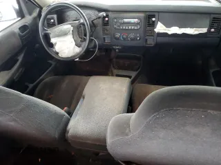 2003 Dodge Dakota Sport with VIN 1D7HL38X93S348438, listed as a Copart auction lot 73287444 with 297,185 mi miles and Salvage Title. Bid and sale history available at carsss.com. Image 8.