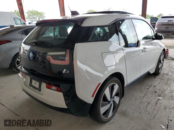 2017 BMW i3 with VIN WBY1Z8C39HV893538, listed as a Copart auction lot 63903522 with 27,830 mi miles. Bid and sale history available at carsss.com. Image 4.