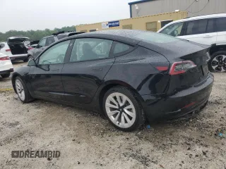 2022 Tesla Model 3 z VIN 5YJ3E1EA6NF371467, wystawiony jako Copart lot #58606025 z przebiegiem 84 706 mil mil oraz Czysty tytuł • Clean title. Historia ofert i sprzedaży dostępna na DreamBid. Obrazek 2.
