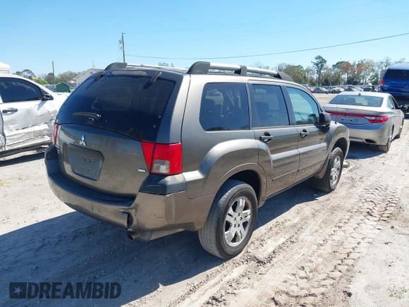 2005 Mitsubishi Endeavor LS with VIN 4A4MM21S65E016756, listed as a IAAI auction lot 41527970 with 168,913 mi miles. Bid and sale history available at carsss.com. Image 4.