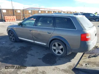 2004 Audi allroad A6 V8 with VIN WA1YL54B24N092668, listed as a IAAI auction lot 41412440 with 146,523 mi miles and . Bid and sale history available at DreamBid. Image 3.