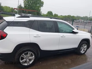 2022 GMC Terrain SLE z VIN 3GKALTEV7NL126632, wystawiony jako IAAI lot #42355052 z przebiegiem 44 777 mil mil oraz . Historia ofert i sprzedaży dostępna na DreamBid. Obrazek 13.
