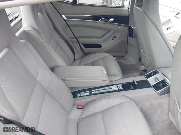 2012 Porsche Panamera with VIN WP0AA2A75CL073327, listed as a IAAI auction lot 41729676 with 83,457 mi miles. Bid and sale history available at carsss.com. Image 8.