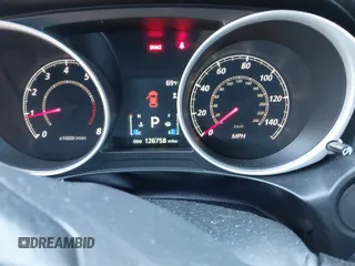 2015 Mitsubishi Outlander ES z VIN 4A4AP3AU0FE001494, wystawiony jako IAAI lot #41757714 z przebiegiem 126 758 mil mil oraz . Historia ofert i sprzedaży dostępna na DreamBid. Obrazek 7.