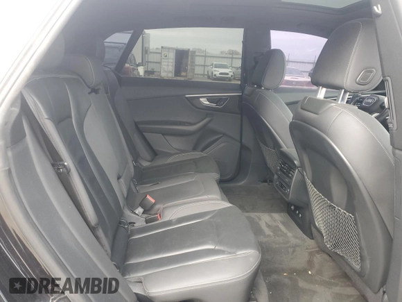2019 Audi Q8 Premium z VIN WA1AVAF13KD013360, wystawiony jako Copart lot #89136245 z przebiegiem 77 722 mil mil oraz Szkoda całkowita • Salvage title. Historia ofert i sprzedaży dostępna na DreamBid. Obrazek 11.
