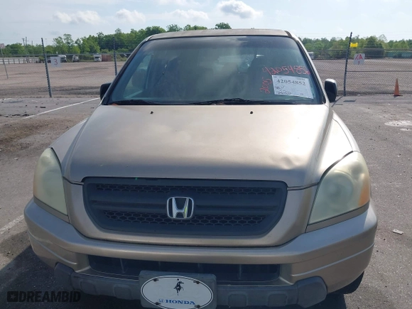 2005 Honda Pilot LX with VIN 2HKYF18125H532381, listed as a IAAI auction lot 42054852 with 236,410 mi miles. Bid and sale history available at carsss.com. Image 6.