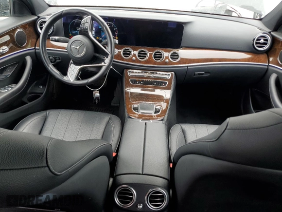 2021 Mercedes-Benz E-Class E 350 with VIN W1KZF8DB8MA929939, listed as a Copart auction lot 49995855 with 41,840 mi miles and Clean Title. Bid and sale history available at carsss.com. Image 8.