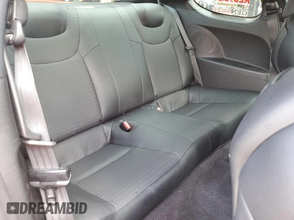 2013 Hyundai Genesis Coupe R-Spec with VIN KMHHU6KJ7DU089592, listed as a Copart auction lot 58712485 with 101,402 mi miles and Salvage title. Bid and sale history available at DreamBid. Image 10.
