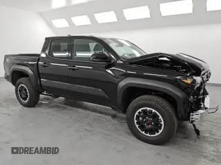 2025 Toyota Tacoma SR with VIN 3TMLB5JN3SM091179, listed as a Copart auction lot 43394885 with 749 mi miles and Clean Title. Bid and sale history available at DreamBid. Image 4.