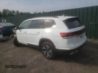 2024 Volkswagen Atlas SE with VIN 1V2DR2CA0RC609512, listed as a Copart auction lot 60120025 with 16,732 mi miles and Salvage title. Bid and sale history available at DreamBid. Image 2.