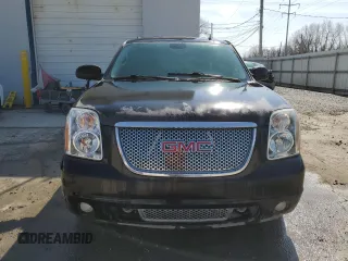 2009 GMC Yukon Denali z VIN 1GKFK03279R279042, wystawiony jako Copart lot #47779045 z przebiegiem 255 869 mil mil oraz Szkody całkowita. Historia ofert i sprzedaży dostępna na DreamBid. Obrazek 5.