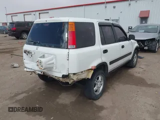 2000 Honda CR-V LX with VIN JHLRD1842YS001114, listed as a IAAI auction lot 41745203 with 172,685 mi miles. Bid and sale history available at carsss.com. Image 4.