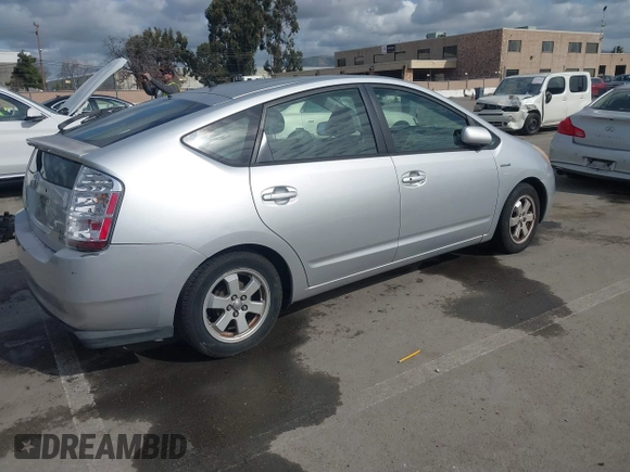 2006 Toyota Prius with VIN JTDKB20U767064148, listed as a IAAI auction lot 41603966 with 275,326 mi miles. Bid and sale history available at carsss.com. Image 4.