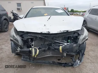 2015 Hyundai Sonata Limited with VIN 5NPE34AF8FH043701, listed as a IAAI auction lot 42031281 with 175,210 mi miles and . Bid and sale history available at carsss.com. Image 13.