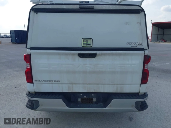 2021 Chevrolet Silverado 1500 with VIN 3GCNYAEH3MG479597, listed as a IAAI auction lot 42053040 with 102,403 mi miles and . Bid and sale history available at DreamBid. Image 16.