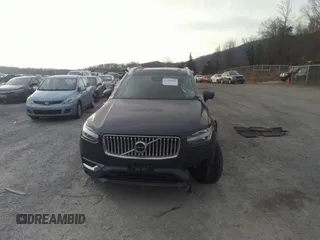 2024 Volvo XC90 Plus Bright Theme with VIN YV4062PE3R1190974, listed as a IAAI auction lot 41785085 with 12,283 mi miles and . Bid and sale history available at DreamBid. Image 13.