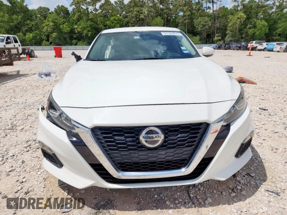 2020 Nissan Altima S with VIN 1N4BL4BVXLC128660, listed as a Copart auction lot 61764275 with 84,662 mi miles and Salvage title. Bid and sale history available at DreamBid. Image 5.