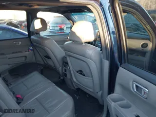 2012 Honda Pilot EX-L with VIN 5FNYF4H68CB002750, listed as a IAAI auction lot 41184212 with 227,798 mi miles. Bid and sale history available at carsss.com. Image 8.