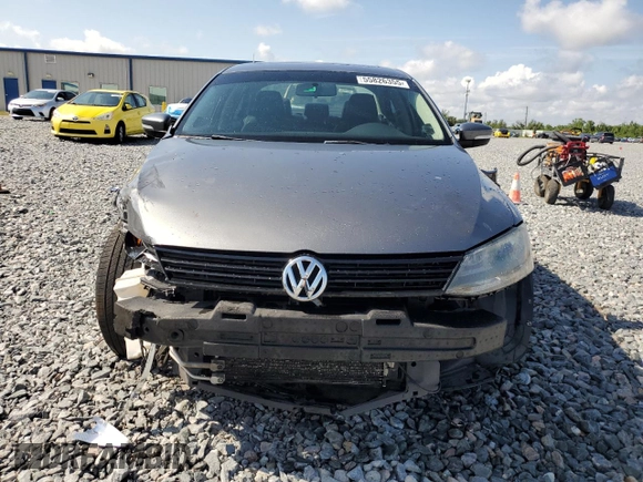 2012 Volkswagen Jetta SEL z VIN 3VWLP7AJ6CM321645, wystawiony jako Copart lot #55826355 z przebiegiem 178 683 mil mil oraz Szkoda całkowita • Salvage title. Historia ofert i sprzedaży dostępna na DreamBid. Obrazek 5.