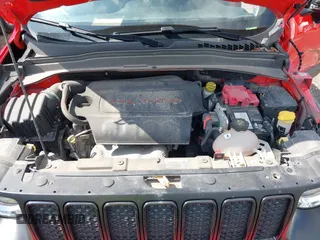 2021 Jeep Renegade Upland Edition with VIN ZACNJDAB8MPM25697, listed as a IAAI auction lot 41857417 with 62,655 mi miles. Bid and sale history available at carsss.com. Image 10.