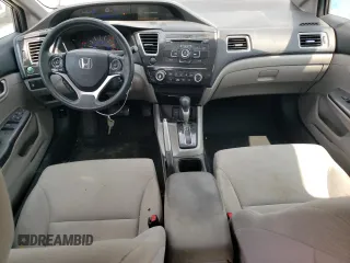 2013 Honda Civic LX z VIN 2HGFB2F51DH520293, wystawiony jako Copart lot #59308675 z przebiegiem 199 027 mil mil oraz Szkoda całkowita • Salvage title. Historia ofert i sprzedaży dostępna na DreamBid. Obrazek 8.