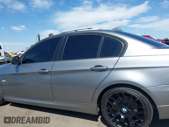 2011 BMW 3 Series 328i with VIN WBAPH7C52BE131134, listed as a IAAI auction lot 42114364 with 145,956 mi miles and . Bid and sale history available at carsss.com. Image 15.