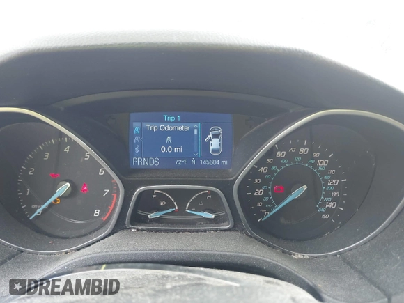 2012 Ford Focus SE z VIN 1FAHP3K21CL444088, wystawiony jako IAAI lot #42242725 z przebiegiem 145 604 mil mil oraz . Historia ofert i sprzedaży dostępna na DreamBid. Obrazek 7.
