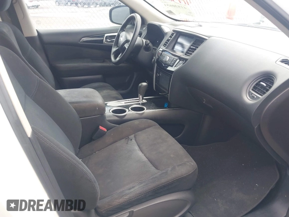 2016 Nissan Pathfinder S with VIN 5N1AR2MN5GC613411, listed as a IAAI auction lot 41930651 with 277,992 mi miles and . Bid and sale history available at DreamBid. Image 5.