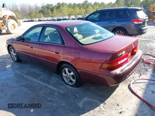 1999 Lexus ES 300 с VIN JT8BF28G3X5069605, выставлен на аукционе IAAI как лот 41381580 с пробегом 348 405 миль миль и . История ставок и продаж доступна на DreamBid. Изображение 3.