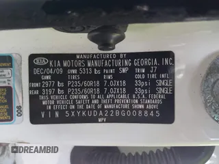 2011 Kia Sorento EX with VIN 5XYKUDA22BG008845, listed as a IAAI auction lot 41911107 with 207,362 mi miles. Bid and sale history available at carsss.com. Image 9.