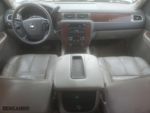 2007 Chevrolet Suburban LT with VIN 3GNFK16317G266460, listed as a Copart auction lot 43257695 with 294,952 mi miles and Salvage Title. Bid and sale history available at carsss.com. Image 8.