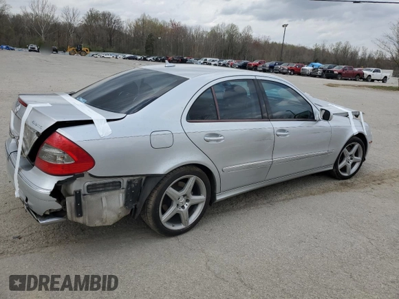 2009 Mercedes-Benz E 350 Luxury z VIN WDBUF87X59B411489, wystawiony jako Copart lot #51538905 z przebiegiem 275 282 mil mil oraz Szkoda całkowita • Salvage title. Historia ofert i sprzedaży dostępna na DreamBid. Obrazek 3.