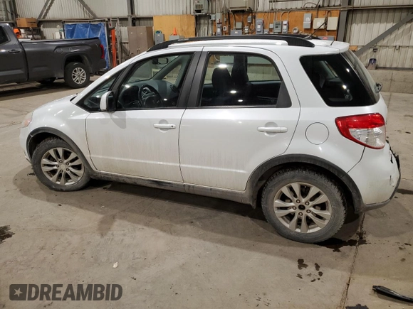 2013 Suzuki SX4 Crossover z VIN JS2YB5A30D6102684, wystawiony jako Copart lot #88725715 z przebiegiem 104 023 mil mil oraz Szkoda całkowita • Salvage title. Historia ofert i sprzedaży dostępna na DreamBid. Obrazek 2.