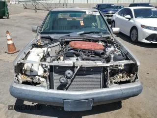 1993 Mercedes-Benz 190 z VIN WDBDA28D1PG089658, wystawiony jako Copart lot #58623165 z przebiegiem 132 317 mil mil oraz Tytuł czysty. Historia ofert i sprzedaży dostępna na DreamBid. Obrazek 5.