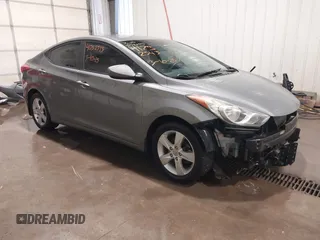 2013 Hyundai Elantra Limited с VIN 5NPDH4AE0DH401665, выставлен на аукционе IAAI как лот 41752543 с пробегом 137 661 миль миль и . История ставок и продаж доступна на DreamBid. Изображение 1.