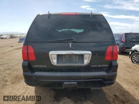 2004 Lincoln Navigator Luxury z VIN 5LMFU28R74LJ17939, wystawiony jako Copart lot #56915475 z przebiegiem 197 401 mil mil oraz Szkoda całkowita • Salvage title. Historia ofert i sprzedaży dostępna na DreamBid. Obrazek 6.