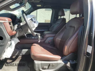 2022 Ford Expedition Max Limited z VIN 1FMJK2AT3NEA27377, wystawiony jako Copart lot #50085865 z przebiegiem 55 537 mil mil oraz Szkoda całkowita • Salvage title. Historia ofert i sprzedaży dostępna na DreamBid. Obrazek 7.
