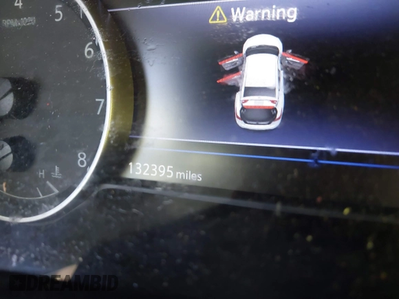 2016 Nissan Maxima SV z VIN 1N4AA6APXGC386974, wystawiony jako IAAI lot #41738932 z przebiegiem 132 395 mil mil oraz . Historia ofert i sprzedaży dostępna na DreamBid. Obrazek 7.