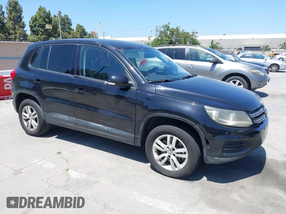 2013 Volkswagen Tiguan SE with VIN WVGAV7AXXDW542019, listed as a IAAI auction lot 42482696 with 193,383 mi miles and . Bid and sale history available at DreamBid. Image 1.