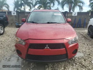 2010 Mitsubishi Outlander ES with VIN JA4AS2AW5AZ017218, listed as a Copart auction lot 51685015 with 92,286 mi miles and Salvage Title. Bid and sale history available at carsss.com. Image 5.