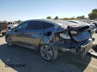 2020 Honda Clarity Plug-In Hybrid Touring with VIN JHMZC5F35LC000400, listed as a Copart auction lot 73528004 with 42,415 mi miles and Salvage Title. Bid and sale history available at carsss.com. Image 2.