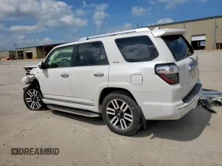 2015 Toyota 4Runner SR5 with VIN JTEZU5JRXF5107750, listed as a Copart auction lot 59852095 with Not provided miles and Salvage title. Bid and sale history available at DreamBid. Image 2.