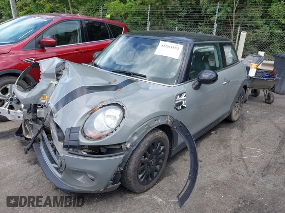 2015 MINI Hardtop with VIN WMWXM5C53FT973269, listed as a IAAI auction lot 42263552 with 133,627 mi miles and . Bid and sale history available at DreamBid. Image 2.