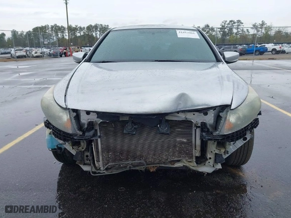 2010 Honda Accord Sdn LX with VIN 1HGCP2F37AA125998, listed as a IAAI auction lot 41863966 with 206,832 mi miles. Bid and sale history available at carsss.com. Image 13.
