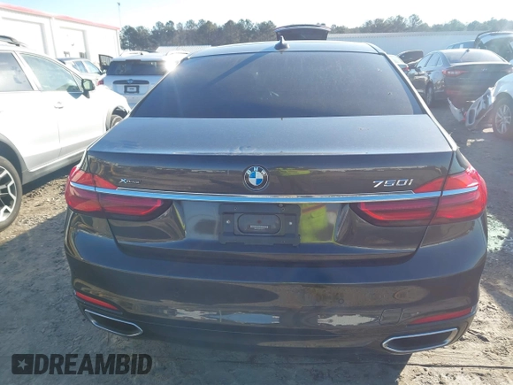 2017 BMW 7 Series ALPINA B7 xDrive with VIN WBA7F2C52HG422187, listed as a IAAI auction lot 41319169 with 114,883 mi miles. Bid and sale history available at carsss.com. Image 16.