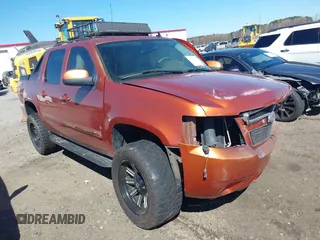 2007 Chevrolet Avalanche 2LT z VIN 3GNEC12J47G133253, wystawiony jako IAAI lot #41857108 z przebiegiem 229 871 mil mil oraz . Historia ofert i sprzedaży dostępna na DreamBid. Obrazek 1.