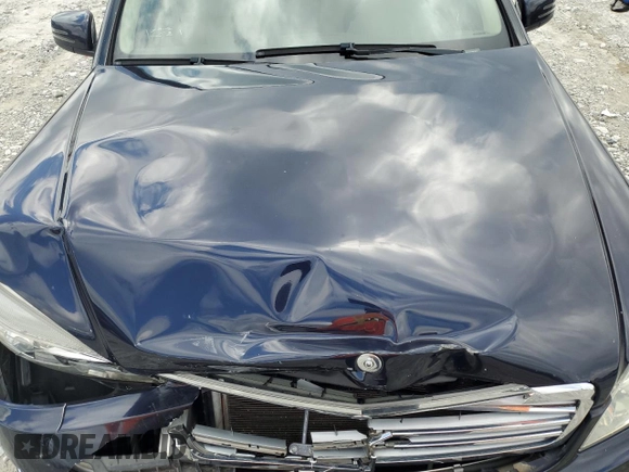 2011 Mercedes-Benz C 300 Sport with VIN WDDGF8BB7BR158950, listed as a Copart auction lot 58718405 with 123,383 mi miles and Salvage title. Bid and sale history available at DreamBid. Image 11.