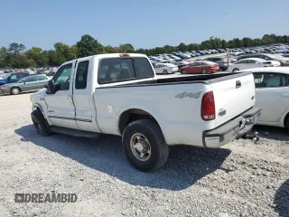 2000 Ford Super Duty F-250 XL with VIN 1FTNX21FXYEC14637, listed as a Copart auction lot 68501124 with 385,032 mi miles and Clean Title. Bid and sale history available at carsss.com. Image 2.